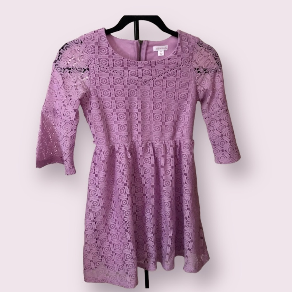 𝅺XHILARATION girls lacey dress. Size medium
